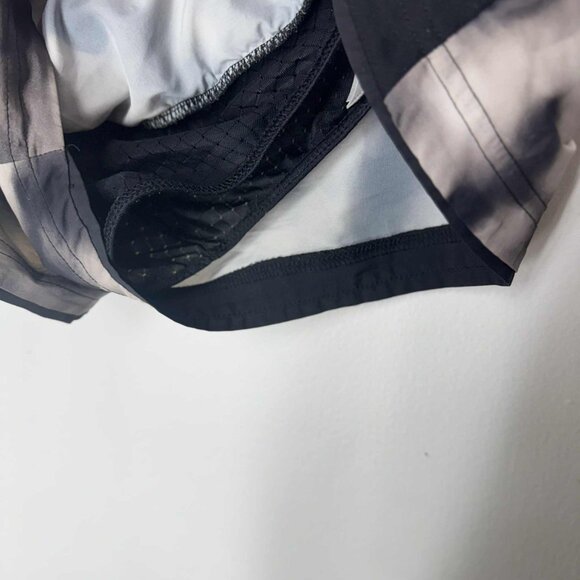 Adidas Women's Shorts Running Active Black brown Medium - Picture 3 of 8